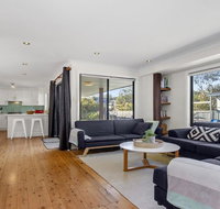 Sand Dunes - house and cabin accommodation - Perths Hotel