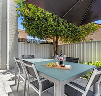 Sandcastles Unit 7 - Fingal Bay - Perths Hotel