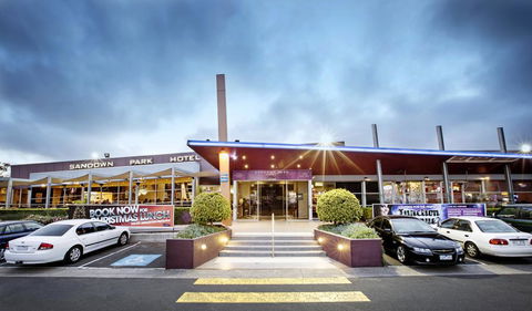 Sandown Park Hotel Noble Park - Perths Hotel 2