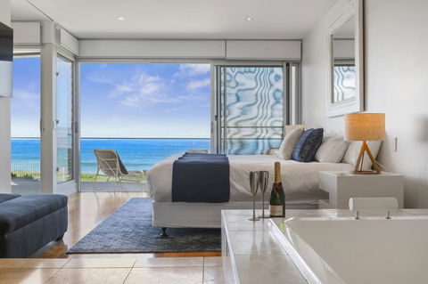 Sapphire Sands Beach House - Perths Hotel 2