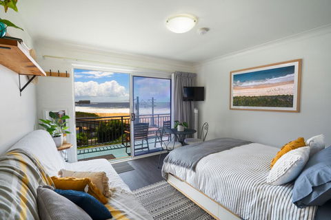 Sea Breeze Studio - Perths Hotel 0