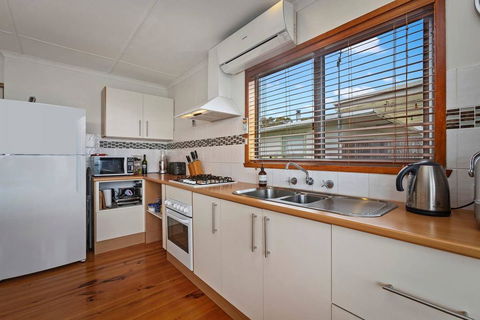 SEA URCHIN - Beautiful Skenes Creek Home - Perths Hotel 3
