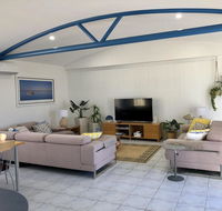 Seafaring  Fingal Bay - Perths Hotel