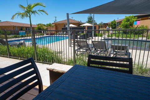 Seaside Holiday Resort - Perths Hotel 3