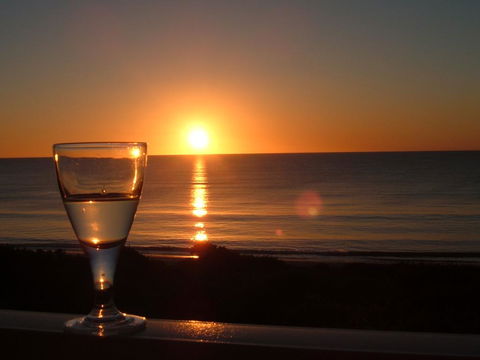 Seaview Holiday House - Perths Hotel 0