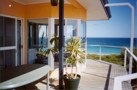 Seaview Holiday House - Perths Hotel 1
