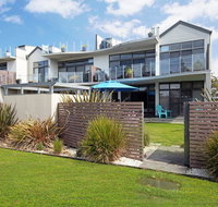 Serenity Shores by Jervis Bay Rentals - Perths Hotel