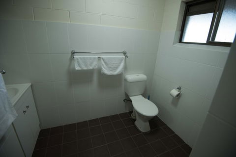 Settlers Inn - Perths Hotel 2