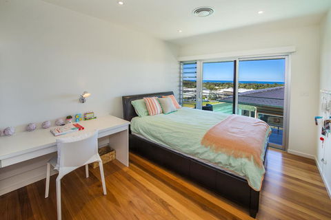 Shambhala At Sapphire Beach - Perths Hotel 2