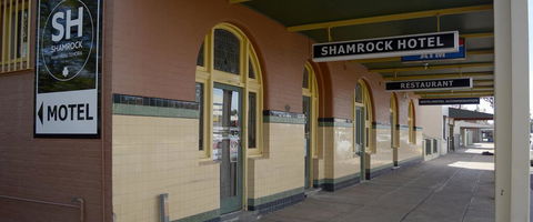 Shamrock Hotel Motel Temora - Perths Hotel 0