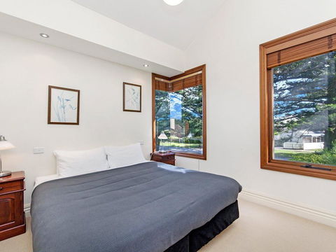 Shearwater House - Perths Hotel 3