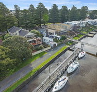 Shearwater Riverview Apartment - Perths Hotel