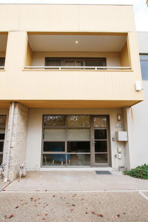 Shepparton Lakeside Serviced Apartment - Perths Hotel 3