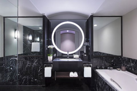 Sheraton Grand Sydney Hyde Park - Perths Hotel 1