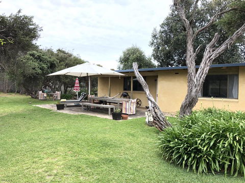 Shipley@Portsea: Walk To Back Beach - Perths Hotel 0