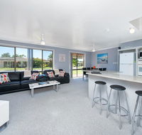 Shoreline Drive Duplex 0139 Little Pearl - Perths Hotel