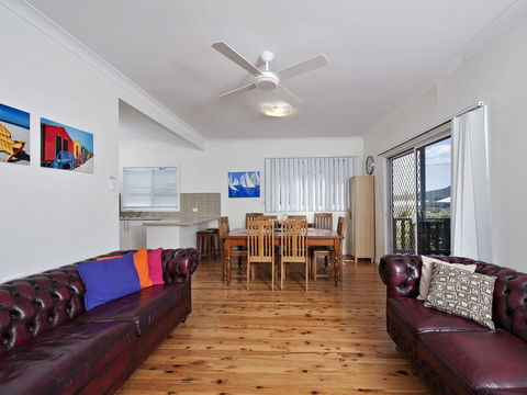 Short Street, 4, The Beach Cottage - Perths Hotel 0
