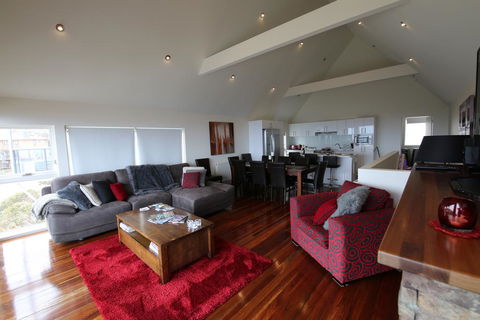 Silver Springs - Perths Hotel 0