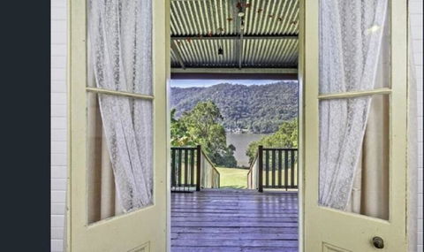 Singleton's Retreat Near Wiseman's Ferry - Perths Hotel 3