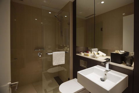 SKYE Suites Green Square - Perths Hotel 0