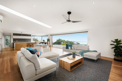 Skyluxe Luxury Retreat With Water Views And Deluxe Interior From Every Room - Perths Hotel 0