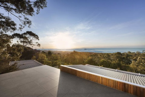 Skyluxe Luxury Retreat With Water Views And Deluxe Interior From Every Room - Perths Hotel 1