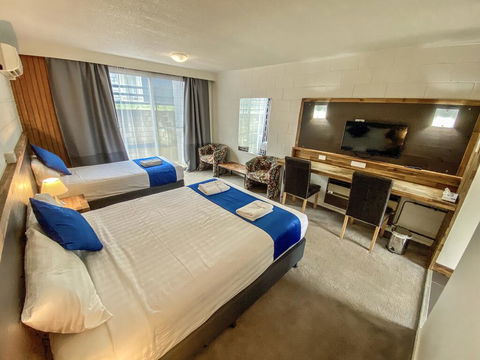 Snow Season Motor Inn - Perths Hotel 1