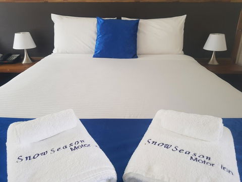 Snow Season Motor Inn - Perths Hotel 0