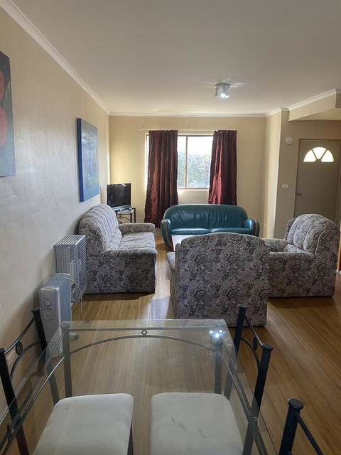 Snowgate Motel + Apartments - Perths Hotel 1