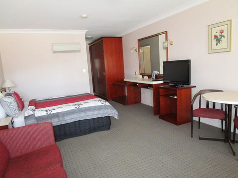 Southern Comfort Motor Inn - Perths Hotel 3
