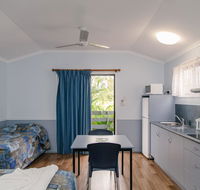 Southside Holiday Village - Perths Hotel