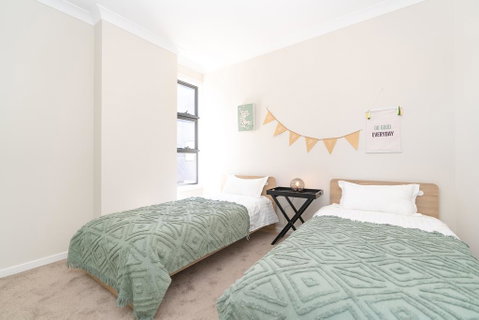 SP246-Brandnew Modern Apt In Penrith With Parking - Perths Hotel 2