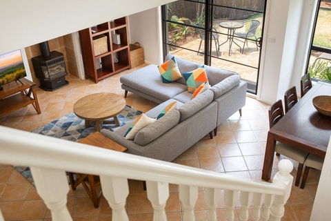 Spacious Home In The Heart Of Avalon Beach - Perths Hotel 2