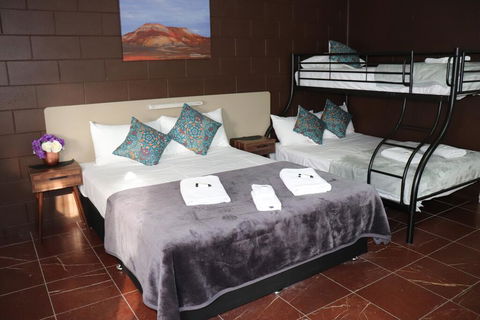 Spanish Lace Motor Inn - Perths Hotel 1