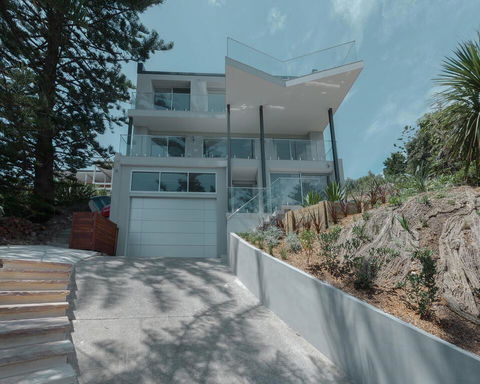 Spectacular Bilgola Beachhouse - Perths Hotel 2