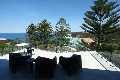 Spectacular Bilgola Beachhouse - Perths Hotel 0