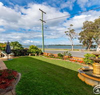Spoil yourself with the perfect position of this first floor Unit - Perths Hotel