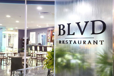 Springfield Lakes Boutique Hotel - Perths Hotel 3