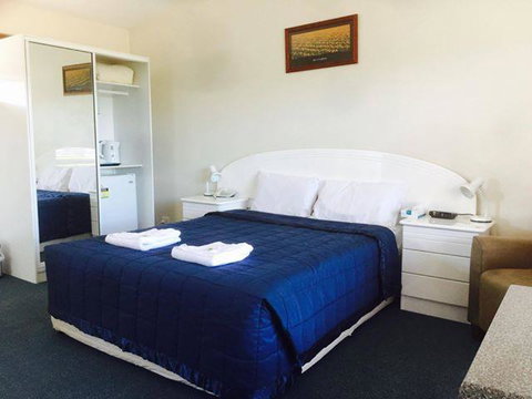 Springsure Overlander Motel - Perths Hotel 1