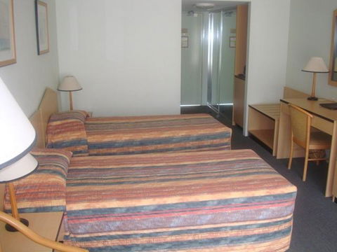 St Marys Park View Motel - Perths Hotel 2