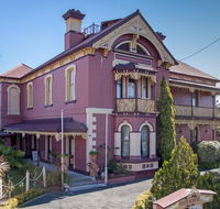 Stannum House - Perths Hotel