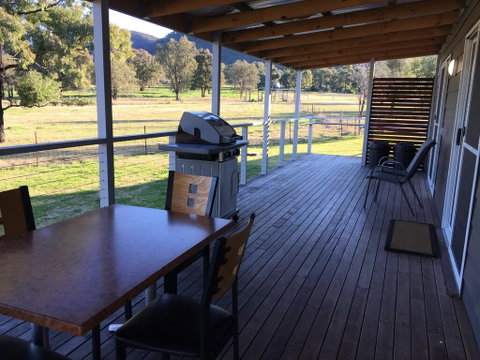 Starline Alpacas Farmstay Resort - Perths Hotel 1