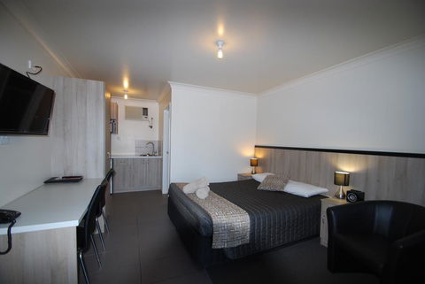 Starline Motor Inn - Perths Hotel 3