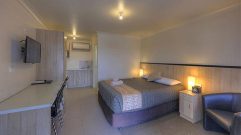 Starline Motor Inn - Perths Hotel 0