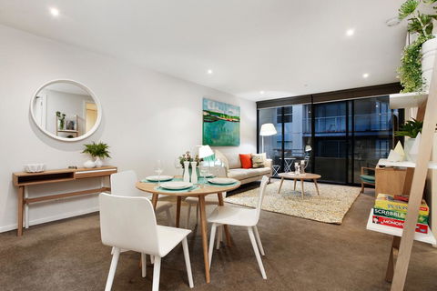 StayCentral On Nott - Perths Hotel 0