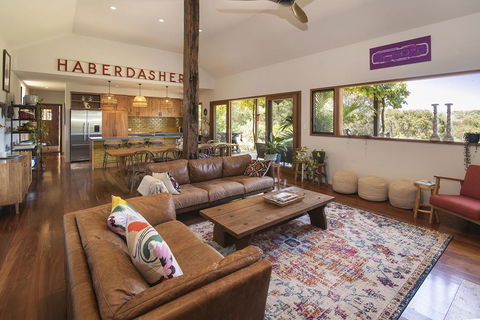 Stella - Perths Hotel 1