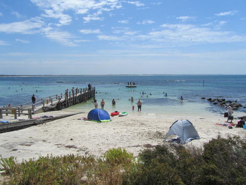 Storm Bay Cottage - Perths Hotel 3