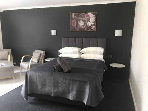 Studio Apartment No 31 - Perths Hotel 0