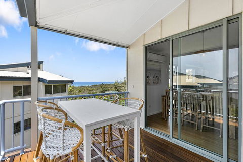 Stunning Beach Front Villa At Castaway Cove - Perths Hotel 0