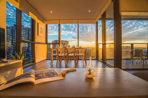 STUNNING Luxury 2beds2bathAPT @CBD (Haymarket) - Perths Hotel 0